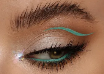 آرایش و میکاپ