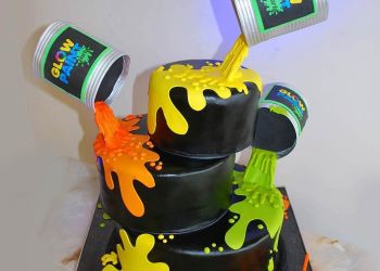 کیک تولد و نامزدی