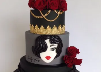 کیک تولد و نامزدی