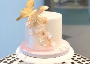 کیک تولد و نامزدی