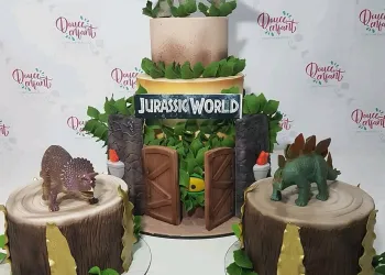 کیک تولد و نامزدی